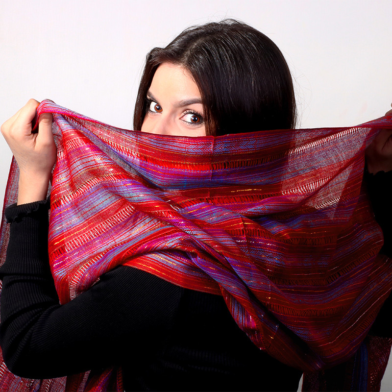 Know The Must-Have Scarves For Every Outfit